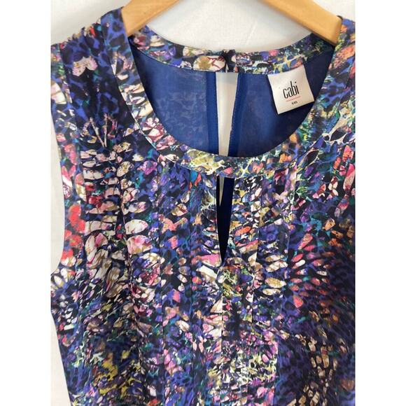 CAbi # 3093 Stained Glass Keyhole Sleeveless Blouse Size Small - Picture 3 of 8